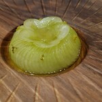 レストラン ナズ - シャインマスカット クロモジの木のオイル 発酵レモンピール ストラッチャテッラチーズ