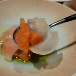 レストラン ナズ - 八千穂漁業の信州サーモン 蕪    