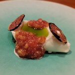 レストラン ナズ - 無花果の葉のアイスクリーム 無花果オイル　無花果チップス