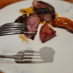 レストラン ナズ - 菅平高原のダボス牧場の羊肩肉ロースト 