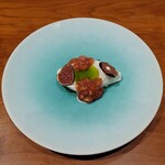 レストラン ナズ - 無花果の葉のアイスクリーム 無花果オイル　無花果チップス