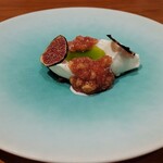 レストラン ナズ - 無花果の葉のアイスクリーム 無花果オイル　無花果チップス