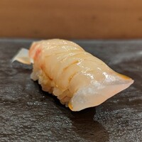 まんてん鮨 日比谷オクロジ店 - 真鯛