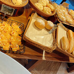 石窯パン工房 アデモック - 料理写真: