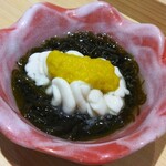 横浜 鮨 ふくじゅ - 白子ともずくの菊花酢