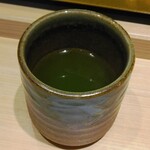横浜 鮨 ふくじゅ - 最後にいただいた、お茶。