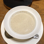 グリルキャピタル東洋亭 - 2．マッシュルームのスープ