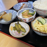 Sagara - 糠漬け 古漬になっていて美味しかった！
                      細めのパスタの和え物・里芋の味噌ダレも、美味しい(^^)
