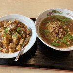 福仙 - 料理写真:ラーメンセット(台湾ラーメン ＋麻婆飯をチョイス)