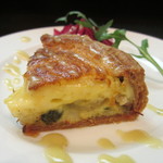 豚足と野菜のキッシュ