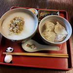 岩茶房 - お粥と水餃子のセット