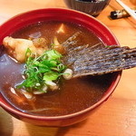 小魚料理 とみ助 - オコゼの〆は赤出汁