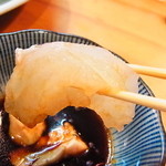 小魚料理 とみ助 - オコゼもここまで厚く引いてあると口の中で踊ります