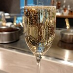 八重洲 steak & seafood 鉄板焼き 一心 - シャンパン