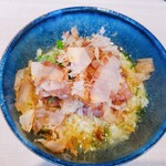 きりん食堂 - トロけるA4和牛の和風WASABI和え麺(1,100円)