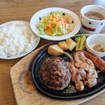 ステーキのどん - 日替わり(土) 935円 , ランチミニサラダ 165円