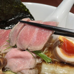 酒肴場 屯 - まぐろは大トロ