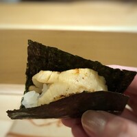 鮨 そえ島 - ◆帆立の醬油漬け・・軽く炙ることで香ばしさも加わり、海苔と共に頂くと美味しい。