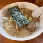 駅前 海栄らーめん - ■醤油ラーメン900円＋煮卵120円