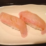 誠 - 「カスべのほっぺ」
      初めて生で食べました。
      想像をはるかに超える歯応え。
      これはありですが、鮮度抜群でないと食べられませんね。