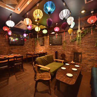 貸切パーティーも自由自在！モニターを使った宴会に