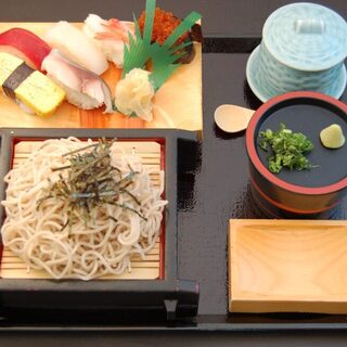 小松水産の庵 鮨処 春冬夏_2