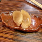 お咲 - なぜかたくわんがお酒に合う