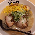 Hakataramengenkotsu - 特製ラーメン970円＋コーントッピング50円