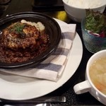 東京バルバリ - にくにくしいハンバーグ
      