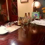 シティーライト - 内観。