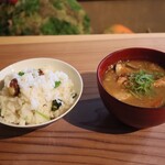 さじこよみ - 銀杏と三つ葉のごはん、粕汁