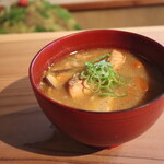 さじこよみ - 粕汁ですが、白では無く赤です
