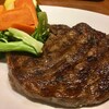 OUTBACK STEAKHOUSE - 料理写真: