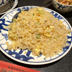 陳麻婆豆腐 - 蟹肉とレタスのチャーハン 1,280円