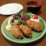 large fried oysters