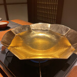 藏尾ポーク しゃぶしゃぶ直営店 - 熱伝導が凄くいい、なにやら有名な人が作ったとか言ってた、お鍋。手作りの鍛造で高そう。