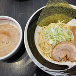 Tsukemeｎmazesobasenmontenejiman - エビ辛つけ麺　1050円