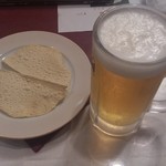 ハリ　インドレストラン＆バー - ・BBQセットの生ビールとパパド
