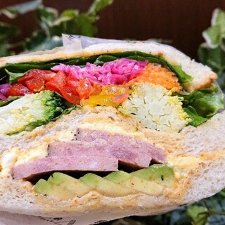 フルーツ&ブレッド サンチ_1