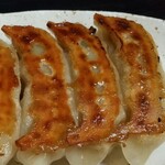 むつ味 - 餃子 450円