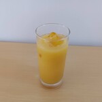 Oyako Kafe Oyako Nomori - 【100％オレンジジュース】100％りんごジュースもあります