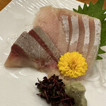 鮨処 音羽 - ブリ刺身