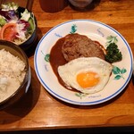 きーとどん - ハンバーグ＆目玉焼き 980円