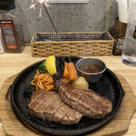 ステーキ＆ハンバーグ ひげ 札幌南5条本店 - 