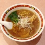 ラーメン まるいし - 正油ラーメン（500円）