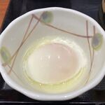 丸亀製麺 - 温泉玉子のアップ