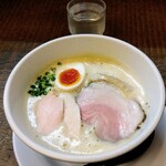 ラーメン家 みつ葉 - 限定濃厚鶏白湯ラーメン 900円