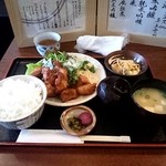 Ichi tomo - 鶏のから揚げ定食