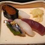 魚山人 - 寿司５貫