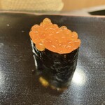 日本橋蛎殻町 すぎた - いくら軍艦巻き